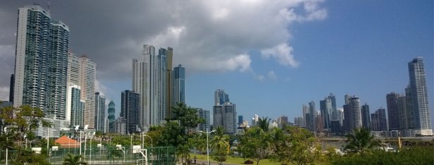 Vue depuis la Cinta Costera - Panama City